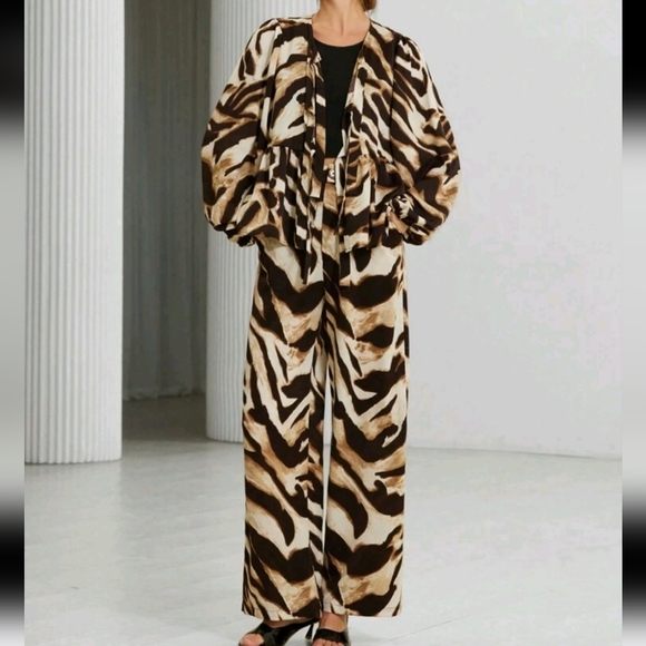 Women 2pcs Set: Classic Retro Leopard Print Tie-Front Cropped Blouse And Pants - Picture 1 of 5